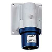 Разъемы промышленные накладная вилка - p17 tempra pro - ip 44 - 200/250 в~ - 32 a - 2к+з | 058284 | legrand выгодная цена